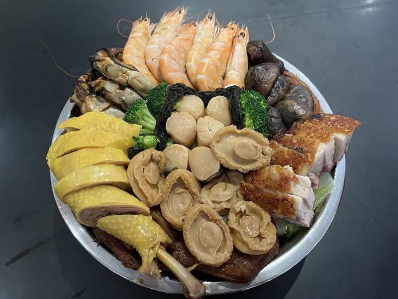 Sun Hong BBQ & Seafood Restaurant | Chinese food