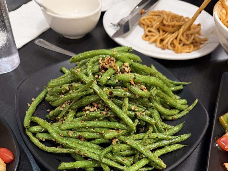 Sun Hong BBQ & Seafood Restaurant | Chinese food